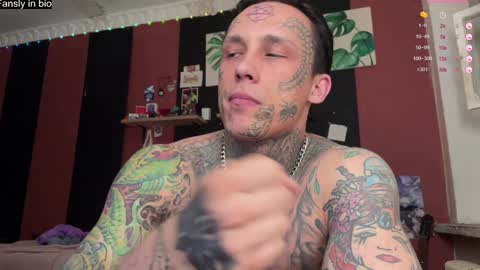 Snapshot of tommy__gun_ chatting on 01-04-25, 09:09 Tommy and Katana online show from 01-04-25, 09:09