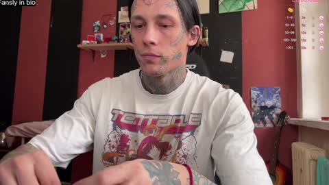 Snapshot of tommy__gun_ chatting on 01-06-25, 11:29 Tommy and Katana online show from 01-06-25, 11:29