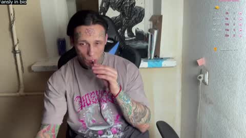 Snapshot of tommy__gun_ chatting on 01-13-25, 06:05 Tommy and Katana online show from 01-13-25, 06:05