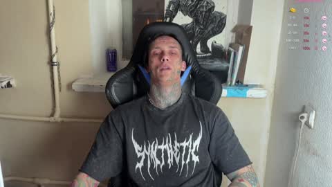 Snapshot of tommy__gun_ chatting on 01-15-25, 02:13 Tommy and Katana online show from 01-15-25, 02:13