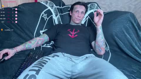 Snapshot of tommy__gun_ chatting on 02-16-25, 09:37 Tommy and Katana online show from 02-16-25, 09:37