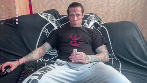 Snapshot of tommy__gun_ chatting on 02-17-25, 05:47 Tommy and Katana online show from 02-17-25, 05:47