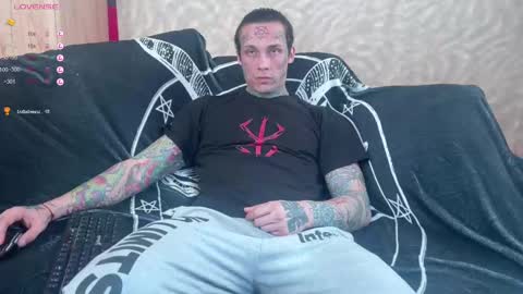 Snapshot of tommy__gun_ chatting on 02-17-25, 08:52 Tommy and Katana online show from 02-17-25, 08:52