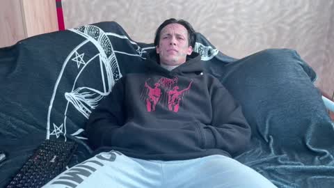 Snapshot of tommy__gun_ chatting on 02-21-25, 06:29 Tommy and Katana online show from 02-21-25, 06:29