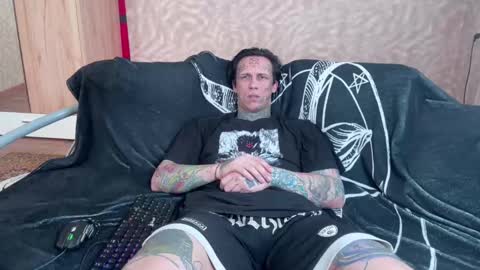 Snapshot of tommy__gun_ chatting on 03-06-25, 08:52 Tommy and Katana online show from 03-06-25, 08:52