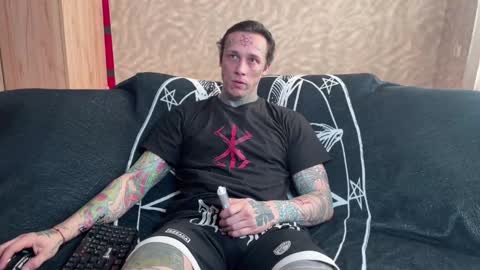 Snapshot of tommy__gun_ chatting on 03-10-25, 05:33 Tommy and Katana online show from 03-10-25, 05:33