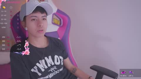 Blue  online show from 11-06-25, 03:57