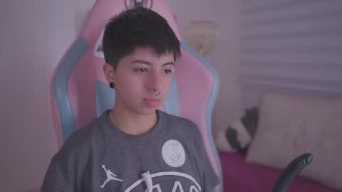 Blue  online show from 11-19-25, 12:38