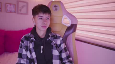 Blue  online show from 02-19-26, 03:08