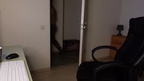 Snapshot of tommy_burnzzz chatting on 12-29-24, 06:14 tommy burnzzz online show from 12-29-24, 06:14