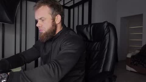 Snapshot of tommy_burnzzz chatting on 03-05-25, 04:24 tommy burnzzz online show from 03-05-25, 04:24