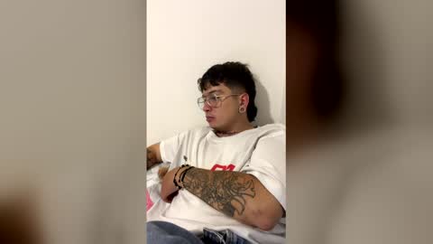 Snapshot of tommy_sins619 chatting on 03-01-26, 08:05 Dirty Tommy online show from 03-01-26, 08:05