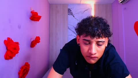 tommy_sweet1 online show from 03-01-25, 10:31