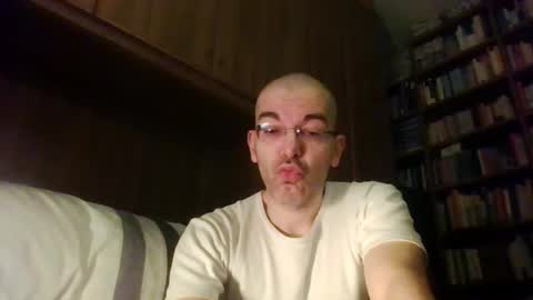 Snapshot of tommycorner chatting on 02-27-25, 12:21 tommycorner online show from 02-27-25, 12:21