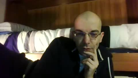 Snapshot of tommycorner chatting on 03-12-25, 09:35 tommycorner online show from 03-12-25, 09:35