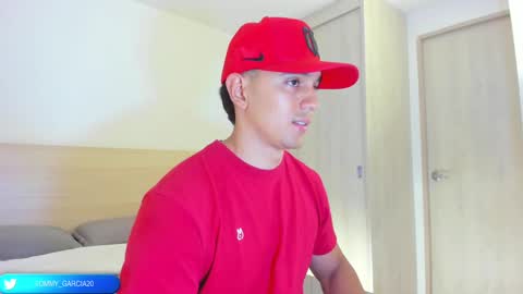 Instagram t garcia69 online show from 10-06-25, 07:44