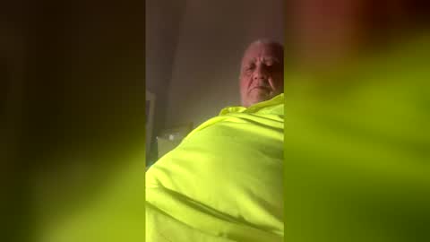 Snapshot of tommygun4969 chatting on 02-12-26, 12:27 tommygun4969 online show from 02-12-26, 12:27