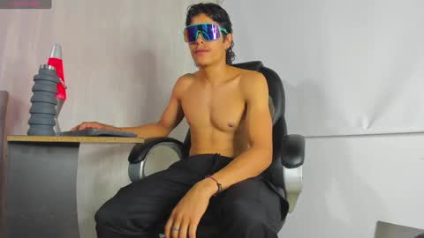 tommyhot7 online show from 06-23-26, 09:13