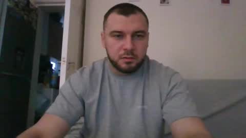 tommyy19901 online show from 12-25-24, 03:49