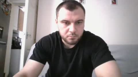 tommyy19901 online show from 03-01-25, 04:33