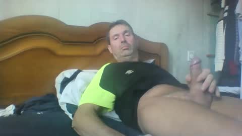 Snapshot of tonio1972 chatting on 09-15-25, 10:04 tonio1972 online show from 09-15-25, 10:04