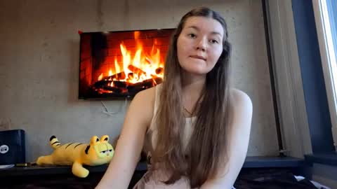 Snapshot of tonitabeebe chatting on 05-02-26, 05:40 Sally online show from 05-02-26, 05:40