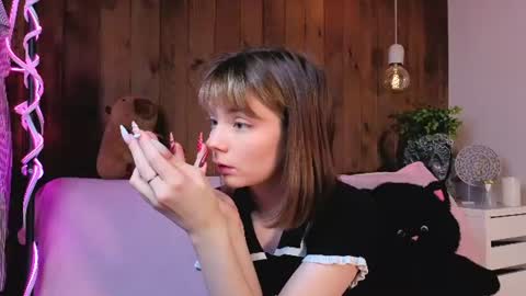 Melissa online show from 06-19-26, 08:23