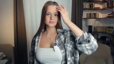 Alice online show from 10-24-25, 08:44