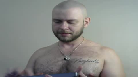 Snapshot of tony_white_7 chatting on 02-25-25, 01:09 TONY online show from 02-25-25, 01:09