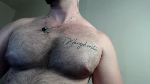 Snapshot of tony_white_7 chatting on 03-04-26, 01:44 TONY online show from 03-04-26, 01:44