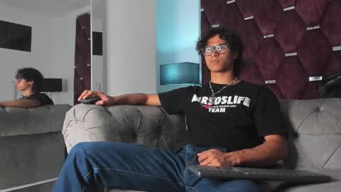 Snapshot of tonybenedetti chatting on 02-11-26, 08:36 Tony Benedetti online show from 02-11-26, 08:36