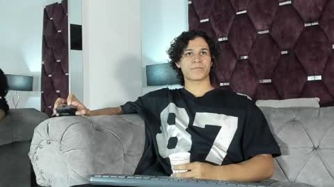 Tony Benedetti online show from 04-15-26, 08:20