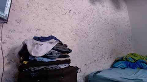 tonydesire_ online show from 04-25-26, 03:53