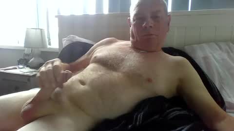 Snapshot of tonygib1962 chatting on 07-09-26, 08:29 tonygib1962 online show from 07-09-26, 08:29