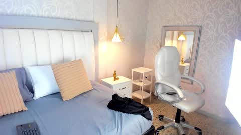 Snapshot of tonylatino_ chatting on 02-23-26, 01:08 Tony online show from 02-23-26, 01:08