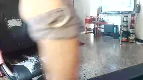 Snapshot of tonylatinsex chatting on 10-29-25, 09:27 Tonylatinsex online show from 10-29-25, 09:27