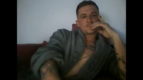 Snapshot of tonystrawberry chatting on 05-06-26, 06:57 tonystrawberry online show from 05-06-26, 06:57