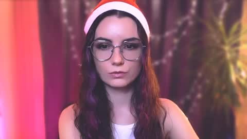 Snapshot of too_beautiful chatting on 01-01-25, 06:49 Elizabeth online show from 01-01-25, 06:49