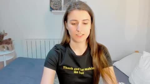 Snapshot of tooboringgirl chatting on 02-03-26, 06:35 Alisson online show from 02-03-26, 06:35