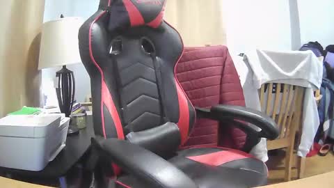 tooprettyfourprison online show from 03-08-25, 09:18