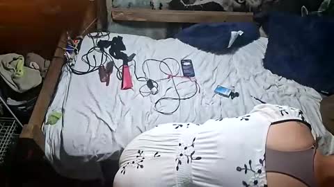 tootall1991420 online show from 04-25-26, 12:19