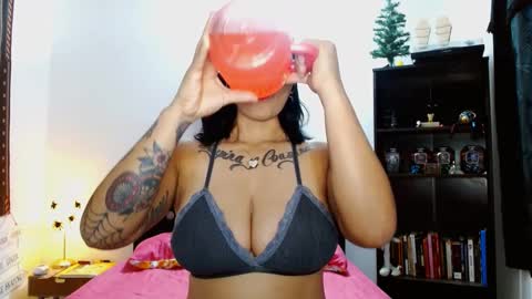 Snapshot of toothyy chatting on 12-21-24, 10:51 toothyy online show from 12-21-24, 10:51