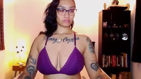 Snapshot of toothyy chatting on 01-04-25, 11:27 toothyy online show from 01-04-25, 11:27