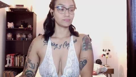 Snapshot of toothyy chatting on 02-28-25, 02:20 toothyy online show from 02-28-25, 02:20