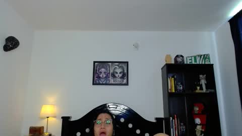 toothyy online show from 05-11-26, 02:45