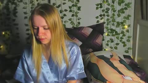 Snapshot of top_magical_girls chatting on 02-02-26, 09:13 Alice and Sandra online show from 02-02-26, 09:13