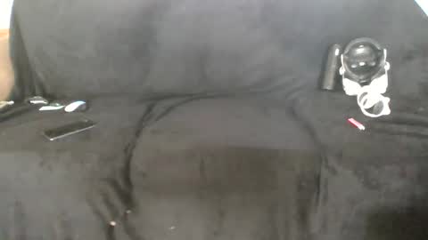Snapshot of topdogintraining93 chatting on 09-20-25, 03:35 SagMeOreduceMe online show from 09-20-25, 03:35