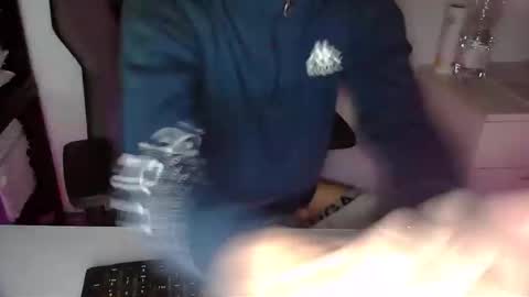 Topg84 online show from 11-23-25, 06:19