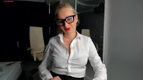 Snapshot of toplady777 chatting on 02-26-26, 07:29 toplady777 online show from 02-26-26, 07:29