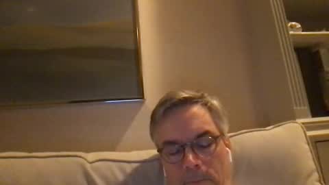 Snapshot of topspin69 chatting on 10-04-25, 01:47 topspin69 online show from 10-04-25, 01:47